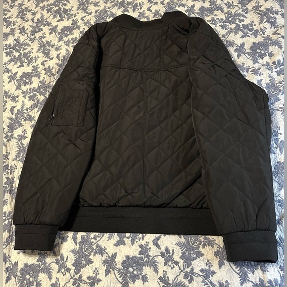 *EUC* Calvin Klein Men's Black Quilted Baseball Jacket with Rib Knit-Trim XXL - Picture 3 of 3
